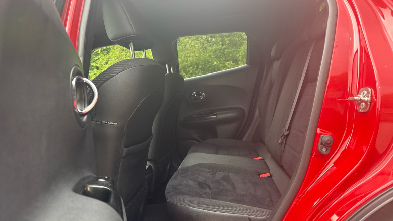 Nissan Juke 1.6 N-Connecta 5dr Xtronic Petrol Hatchback